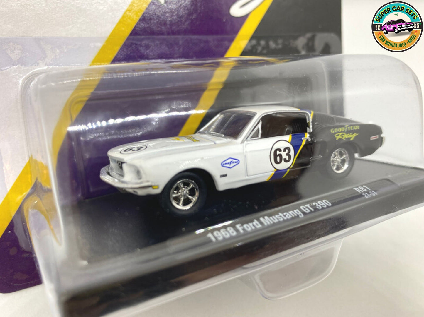 Goodyear Racing 1968 Ford Mustang GT 390 fabriquée par M2 Machines