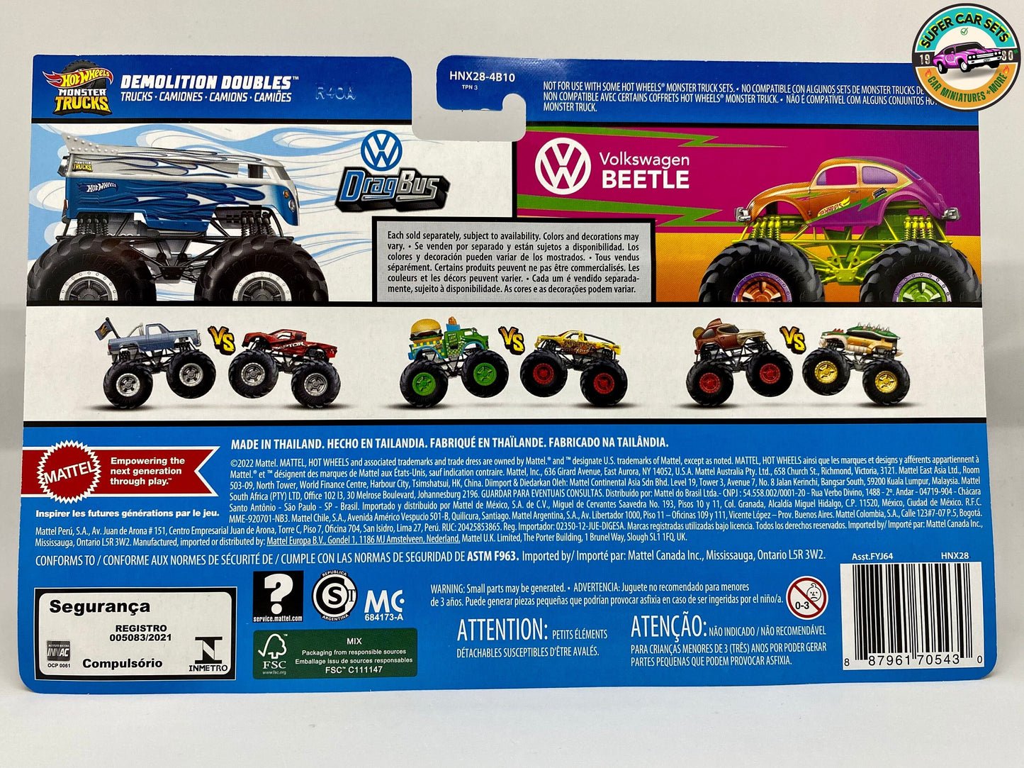 Hot Wheels Monster Trucks Volkswagen Drag Bus contre Beetle