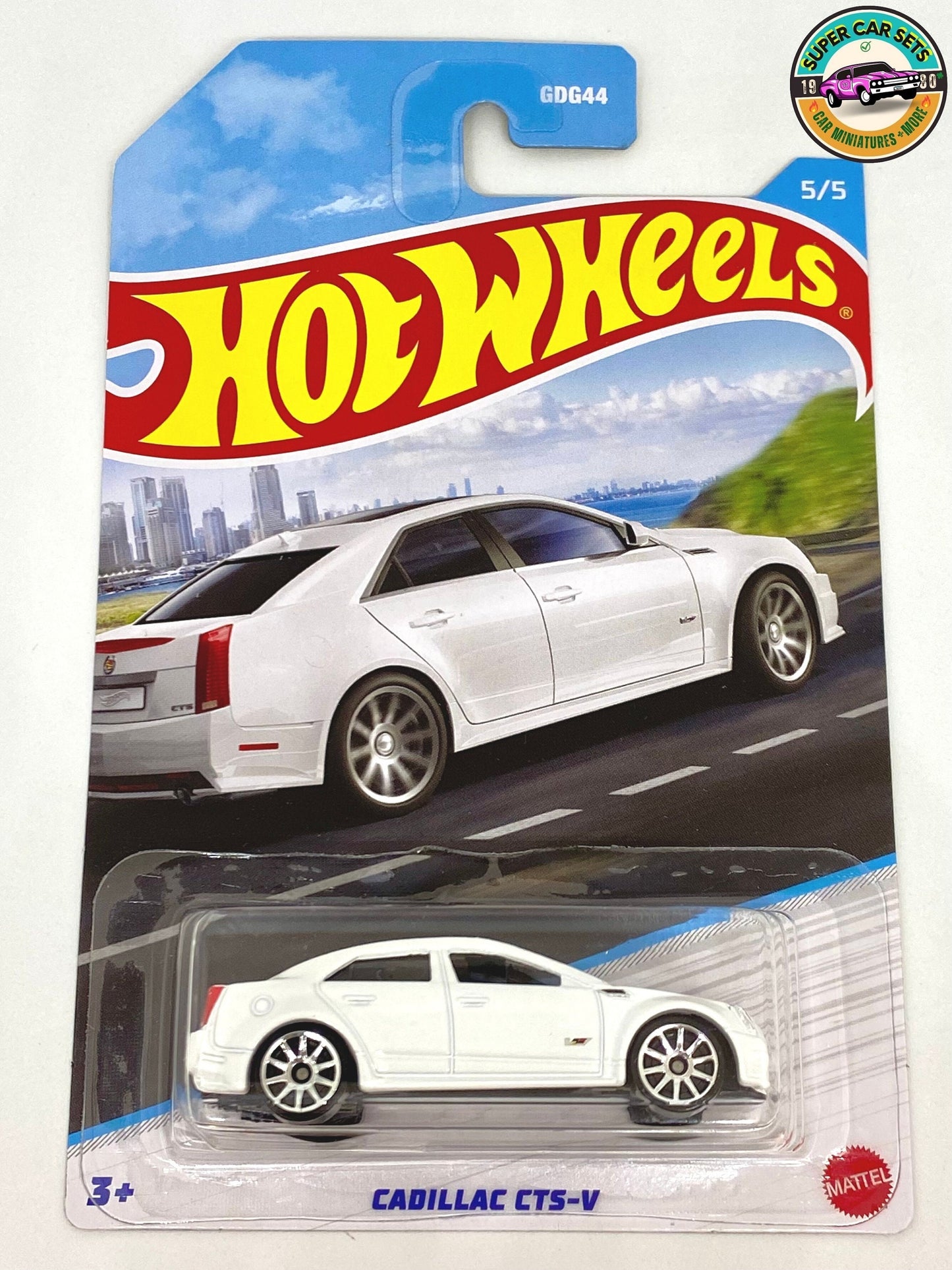 Les 5 voitures (ensemble complet) Luxury Sedan Series Hot Wheels (Toutes les voitures en parfait état, mais une carte fissurée)