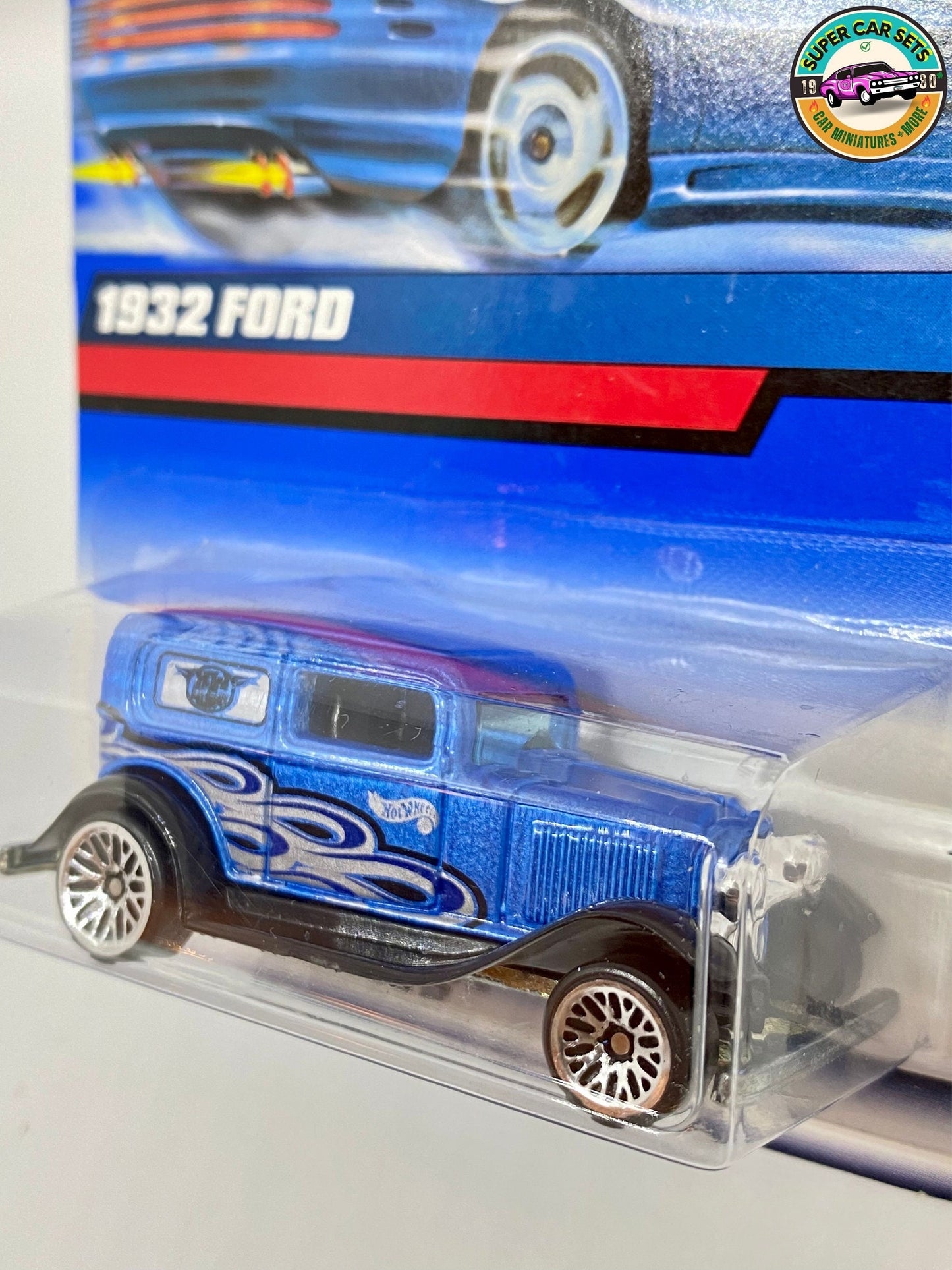 Hot Wheels (VINTAGE) - 1932 Ford - (Year launched 1999)