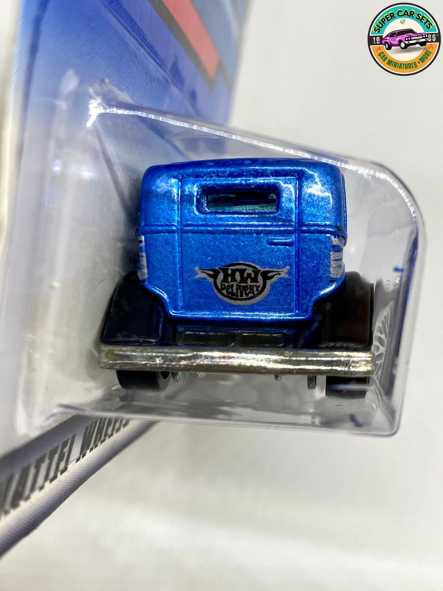 Hot Wheels (VINTAGE) - 1932 Ford - (Year launched 1999)