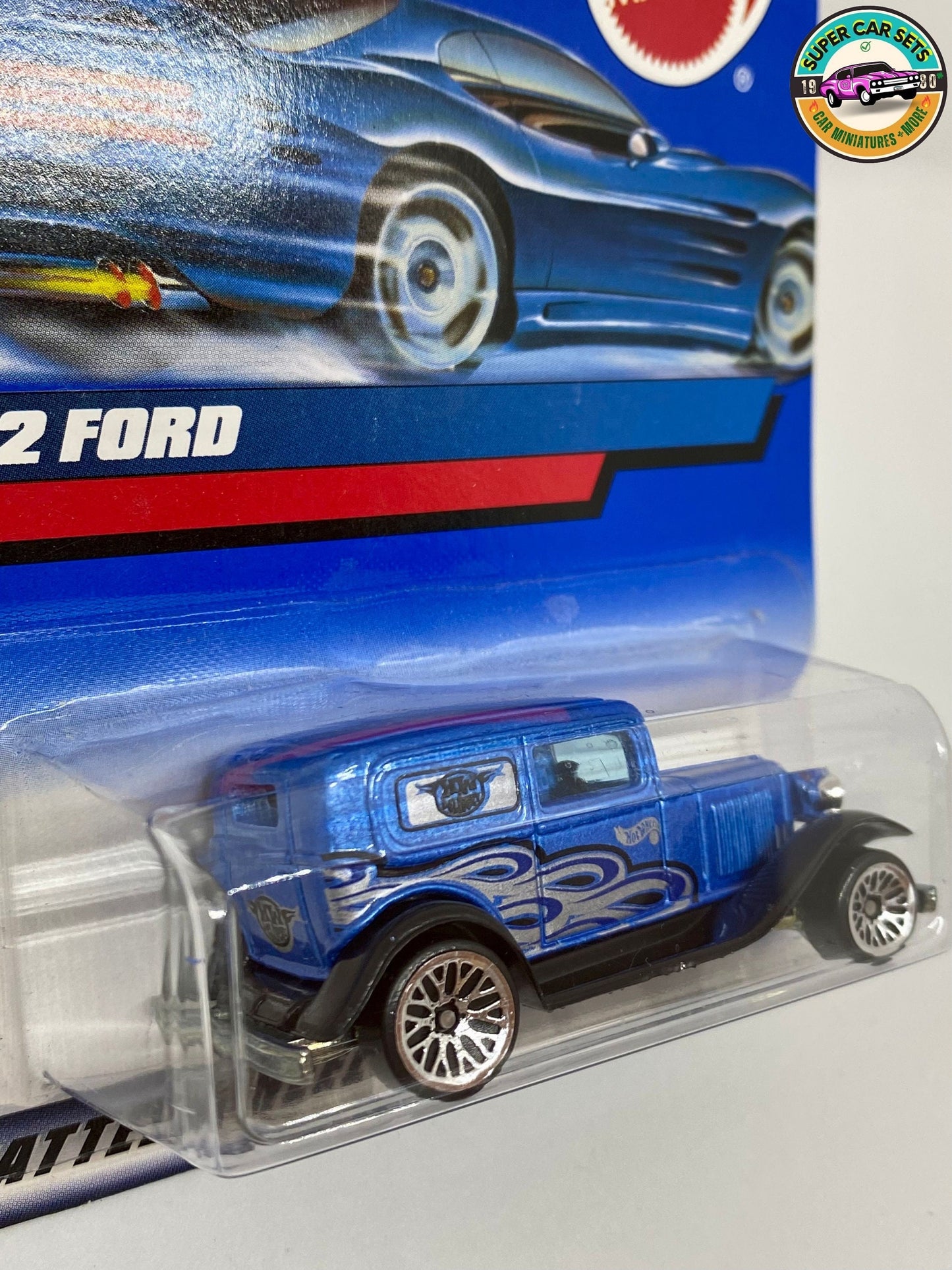 Hot Wheels (VINTAGE) - 1932 Ford - (Year launched 1999)