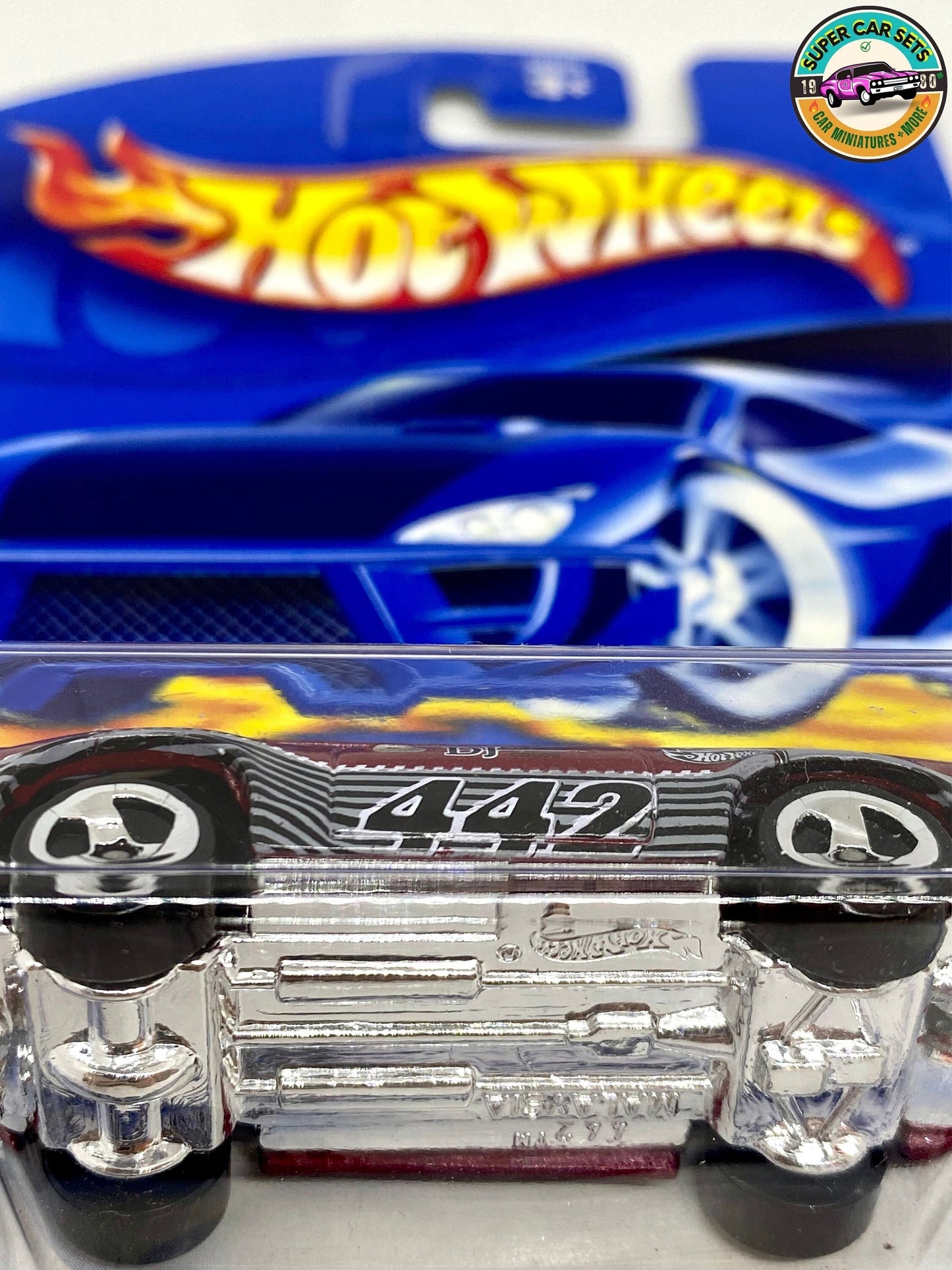 Hot Wheels (VINTAGE) - Olds 442 (dark red with strips) #154 (Year launched 2002)