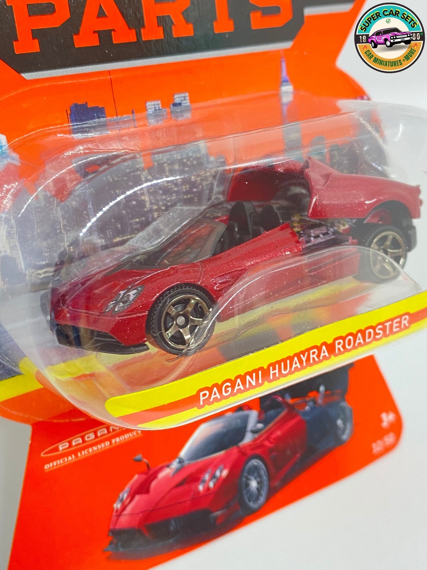 Pagani Huayra Roadster - Matchbox Moving Parts