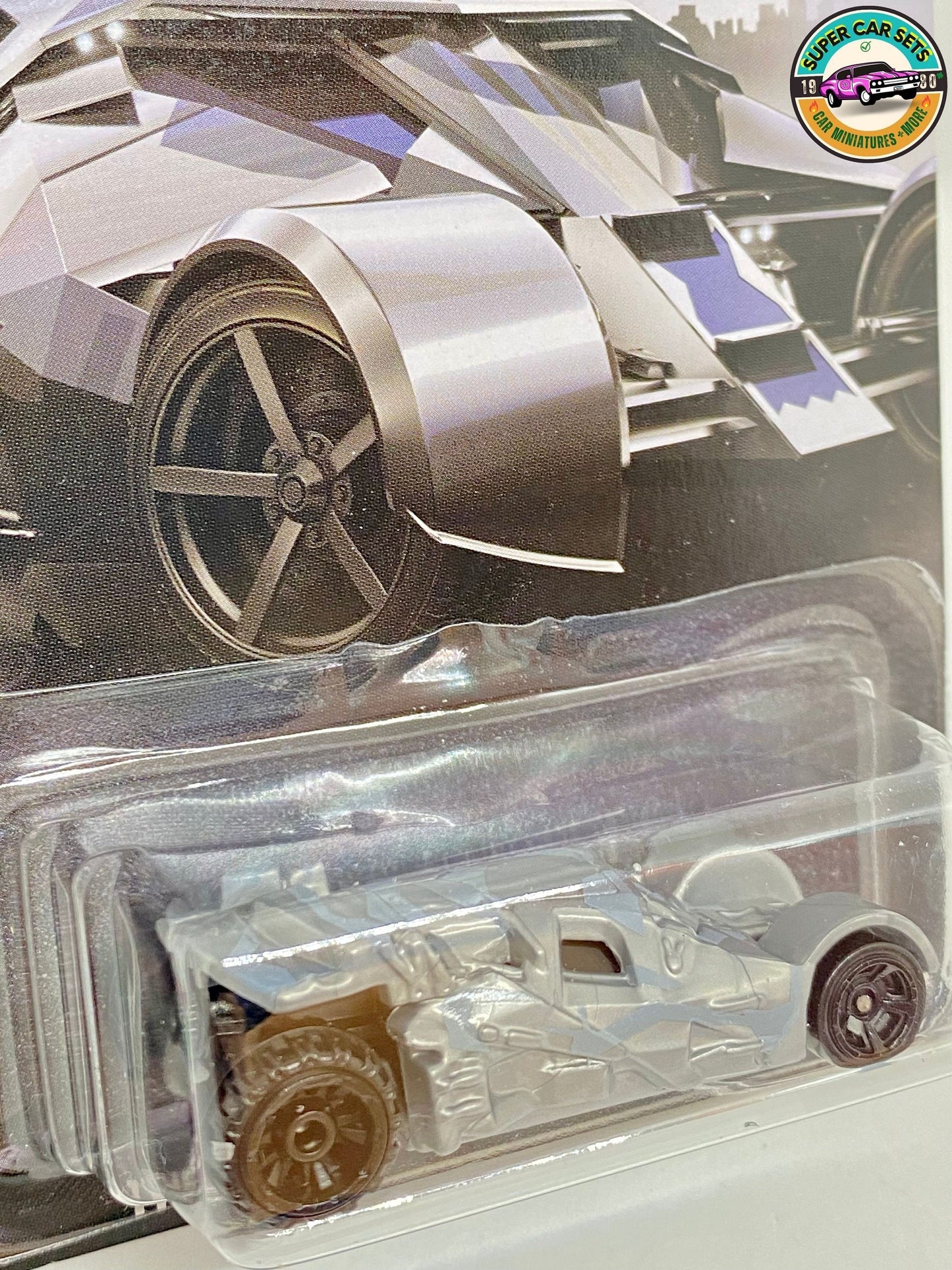 Das Batmobil des Dunklen Ritters – DC Hot Wheels