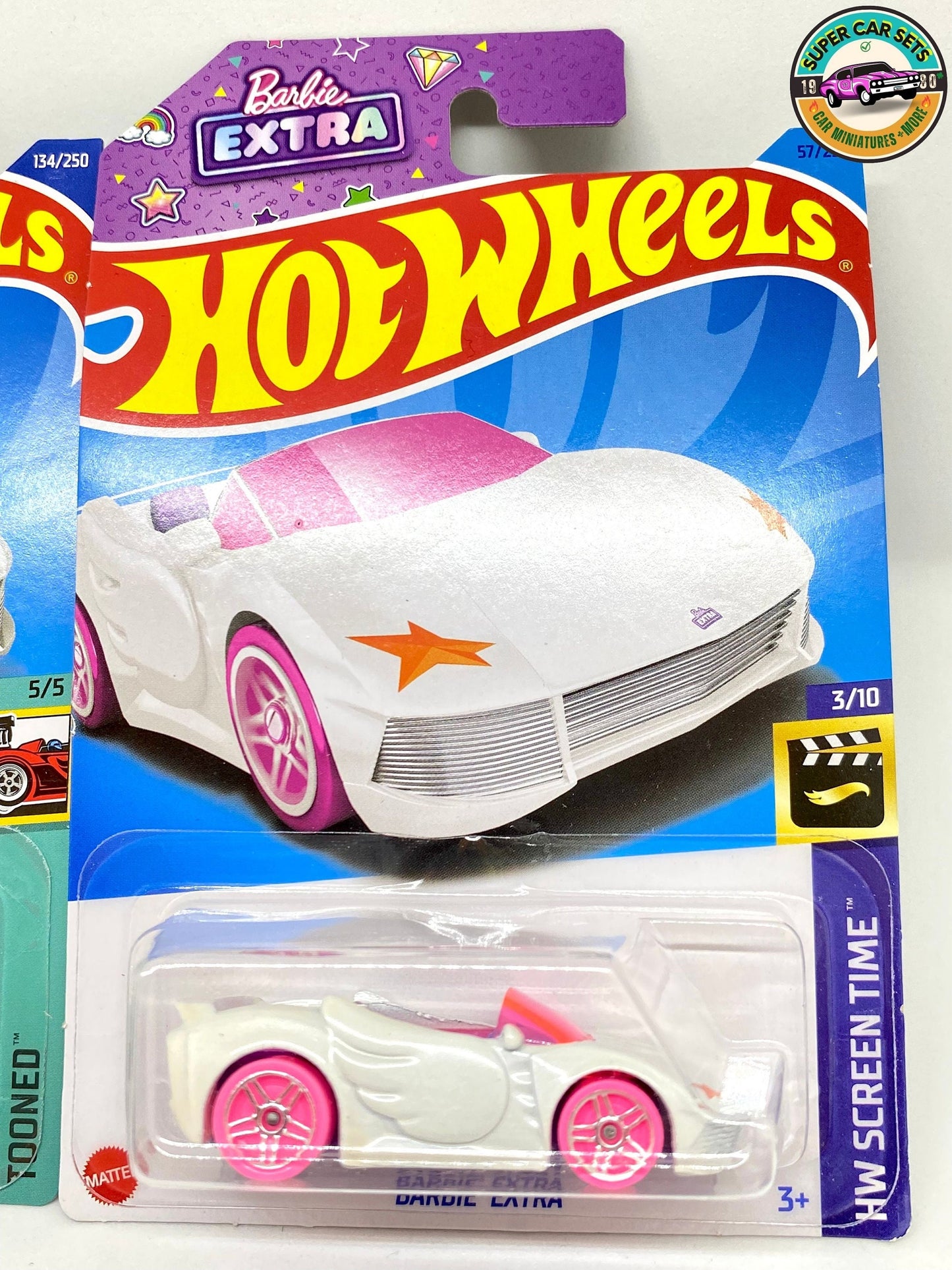 Hot Wheels Barbie Set (Barbie Extra White + Barbie Extra Silver)