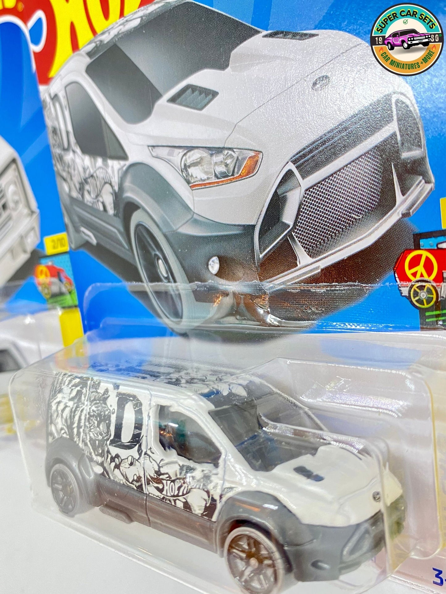 Ensemble de voitures artistiques Hot Wheels (fourgonnette des années 70 + Ford Transit Connect)