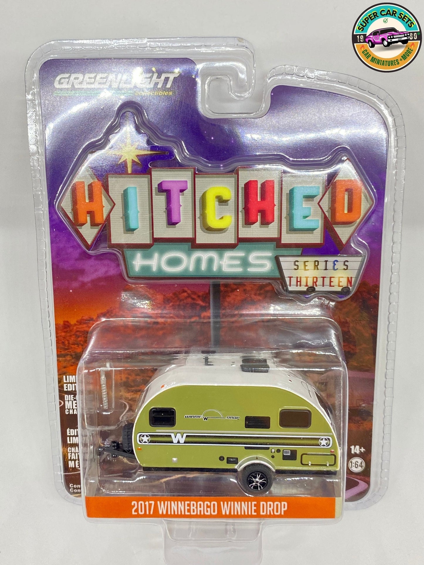 2017 Winnebago Winnie Drop - Hitched Homes Series 13 - by Greenlight Collectables