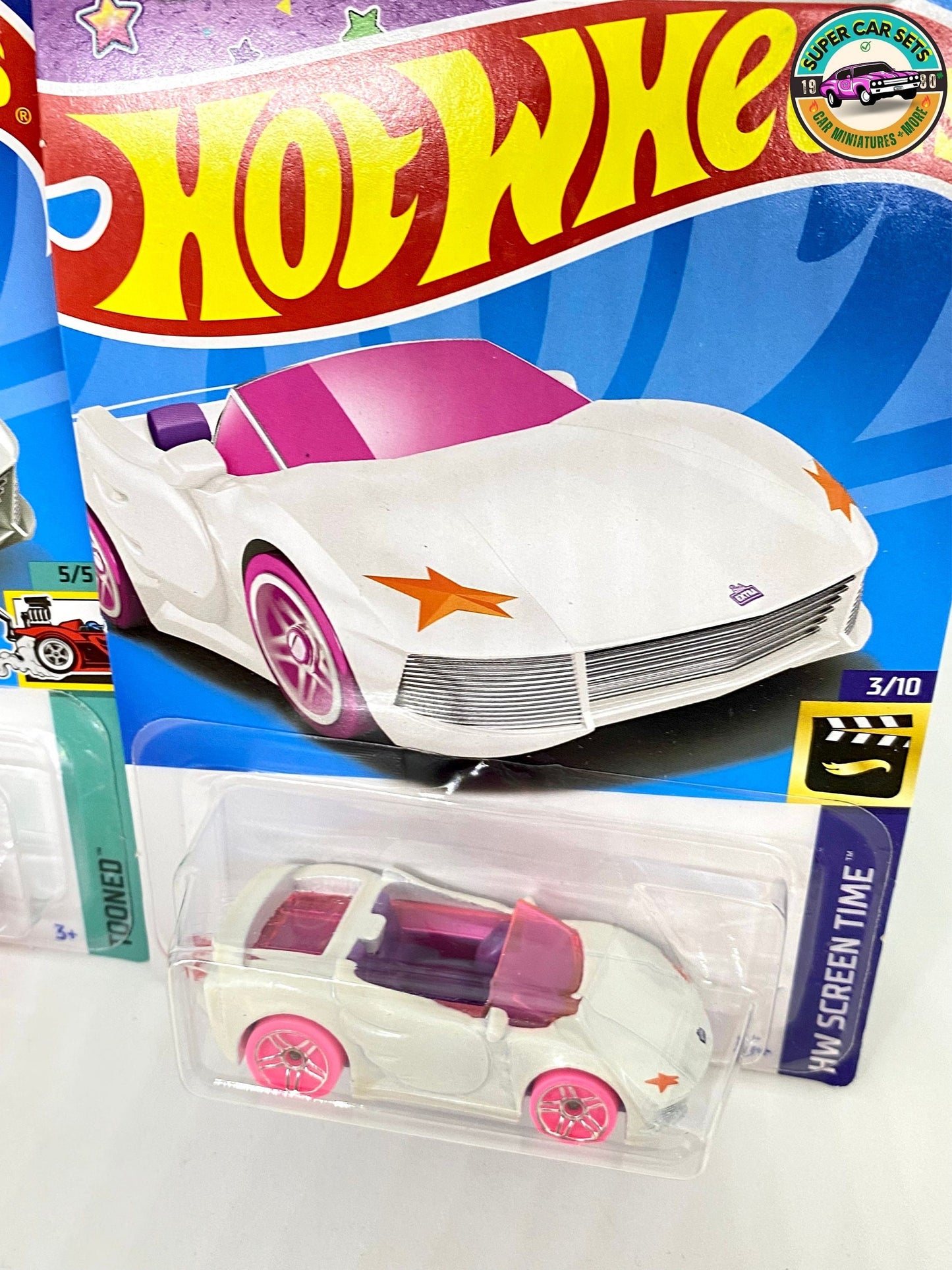 Hot Wheels Barbie Set (Barbie Extra White + Barbie Extra Silver)