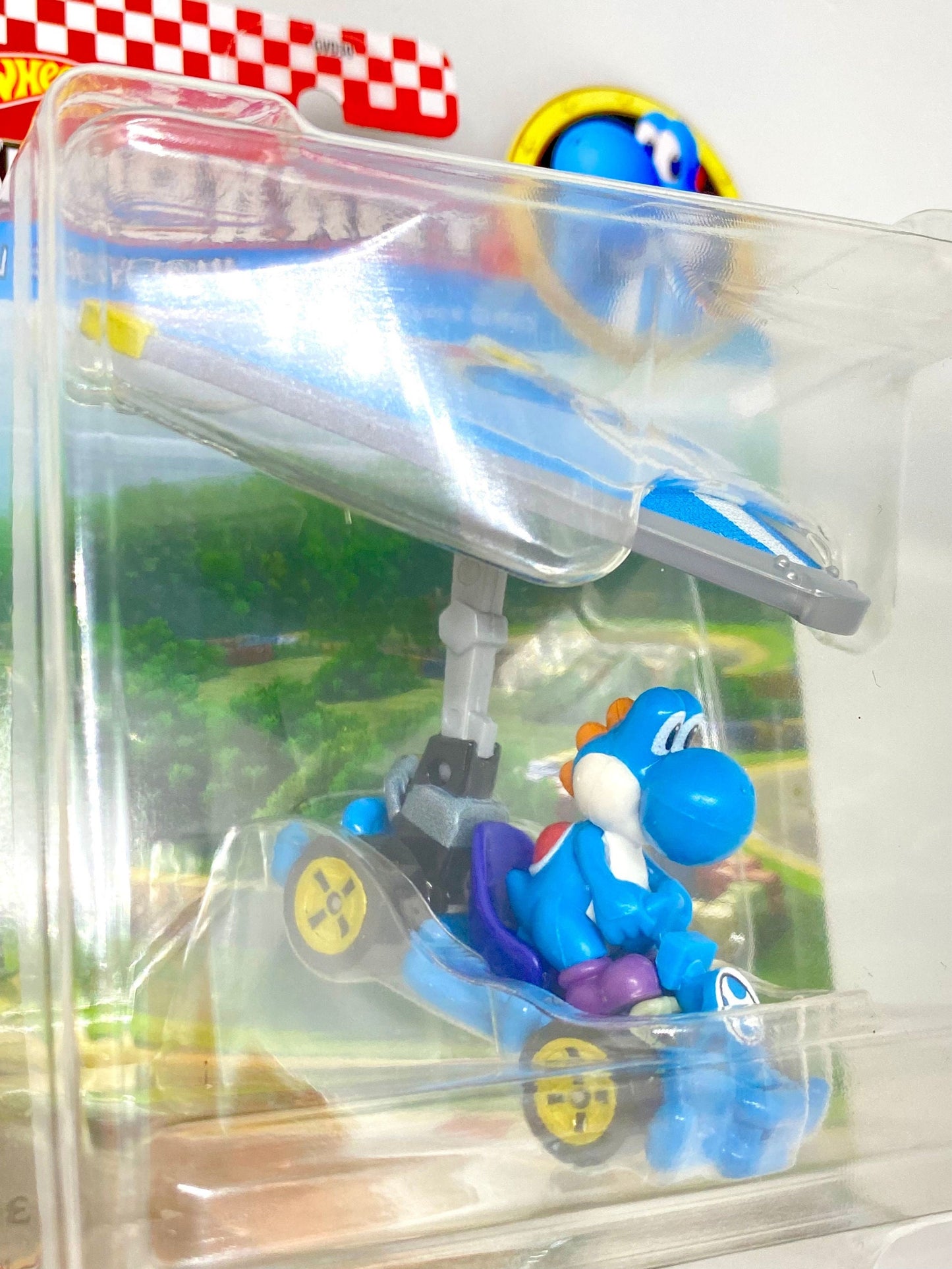 Hellblauer Yoshi – Rohrrahmen + Super Glider – Mario Kart Hot Wheels