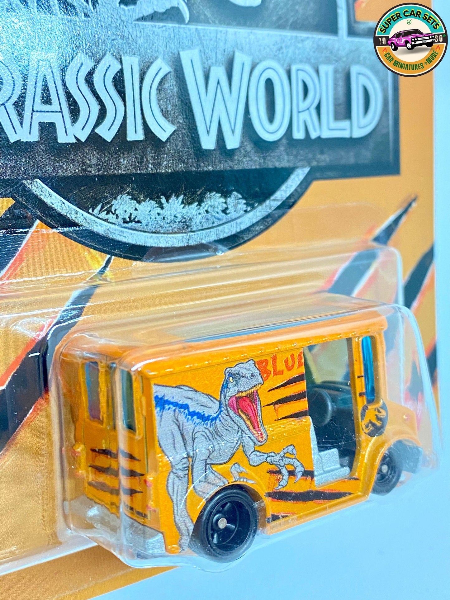 Hot Wheels Premium Jurassic World 2022 - Bread Box - Blue (car in perfect condition, but cracked slightly card)