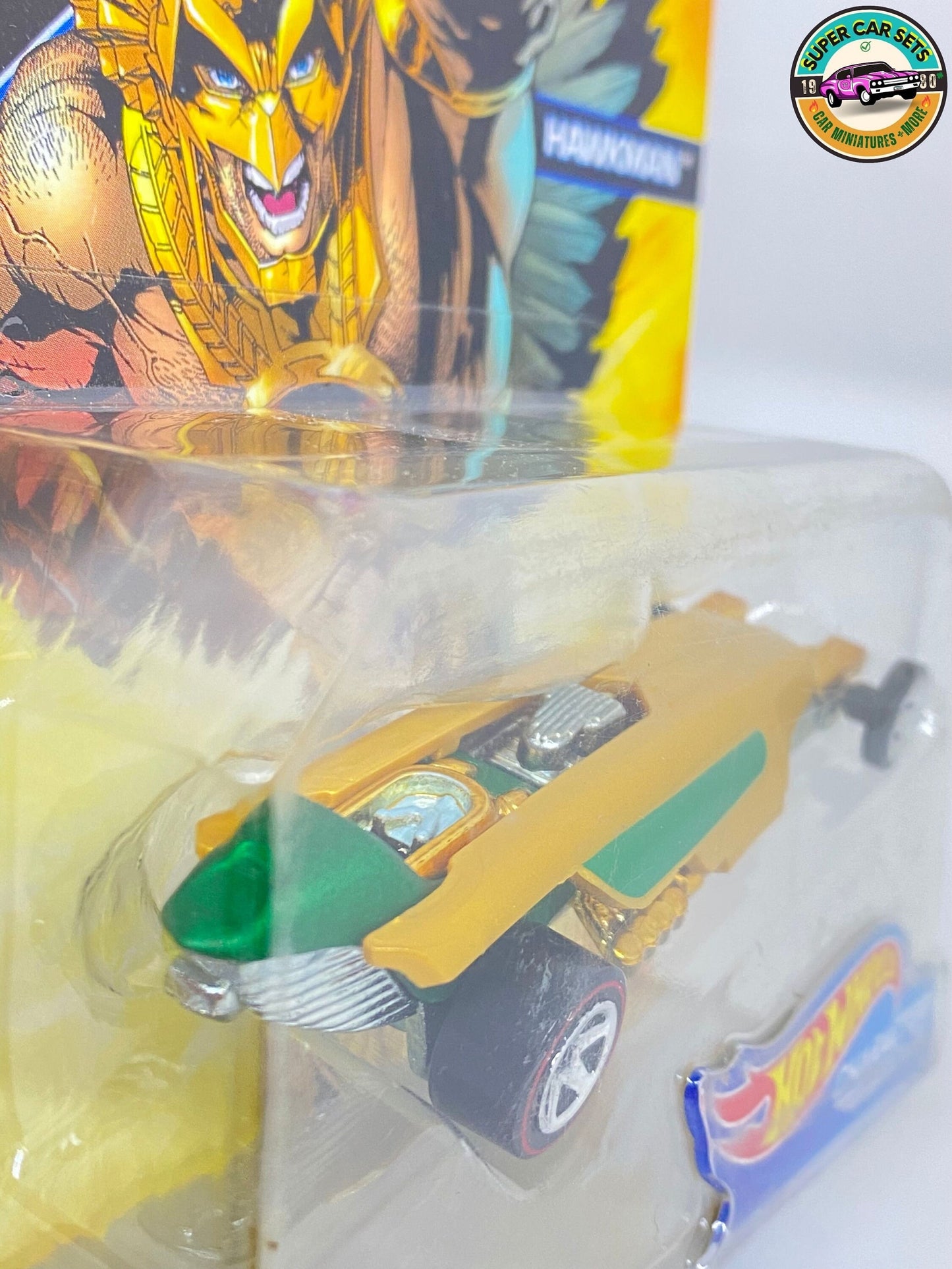 Hawkman - DC - Hot Wheels (voiture parfaite, mais carte rayée)