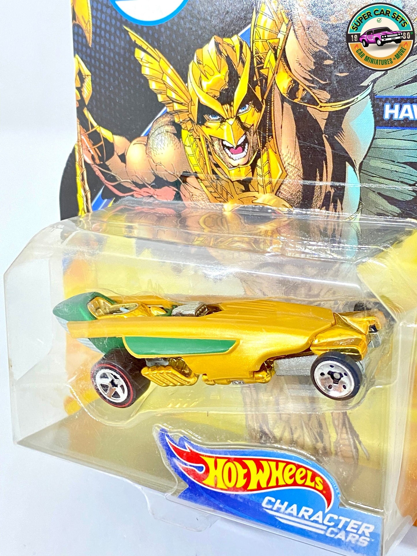 Hawkman - DC - Hot Wheels (voiture parfaite, mais carte rayée)