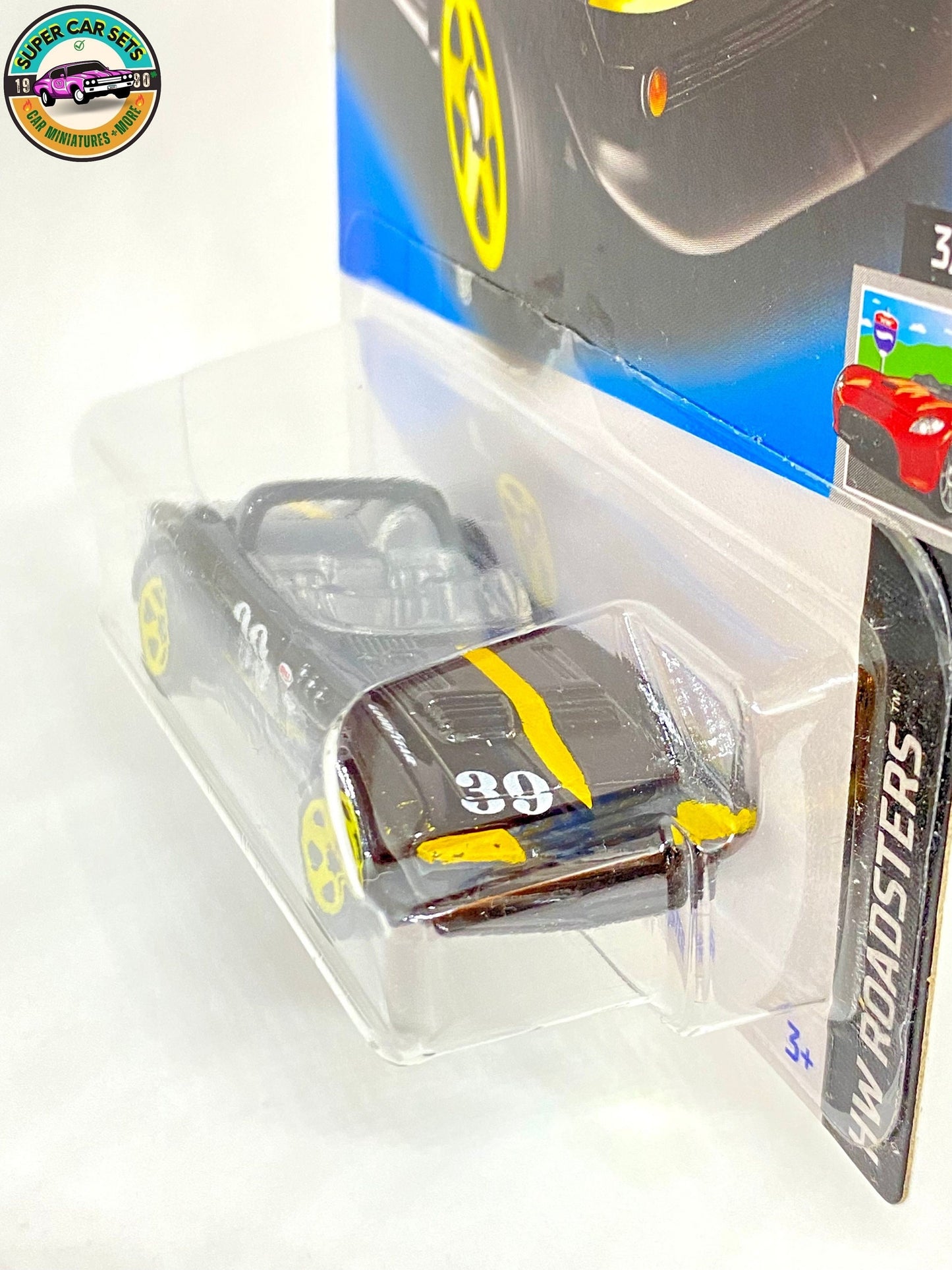 Hot Wheels Corvette Grand Sport Roadster - HW Roadsters 2023 (3/10)