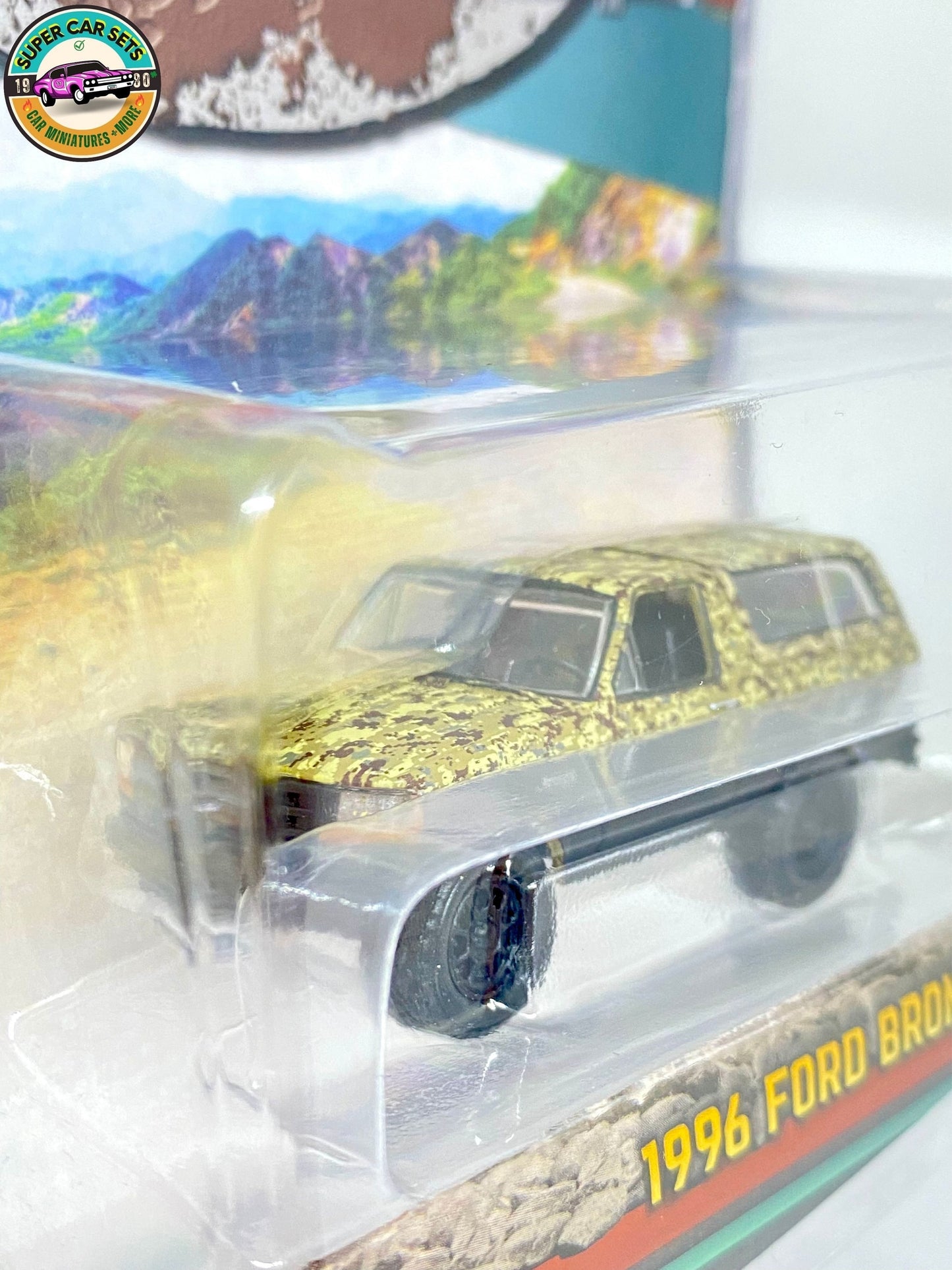 1996 Ford Bronco (camouflage) - All-Terrain Series 14 made by Greenlight Collectibles