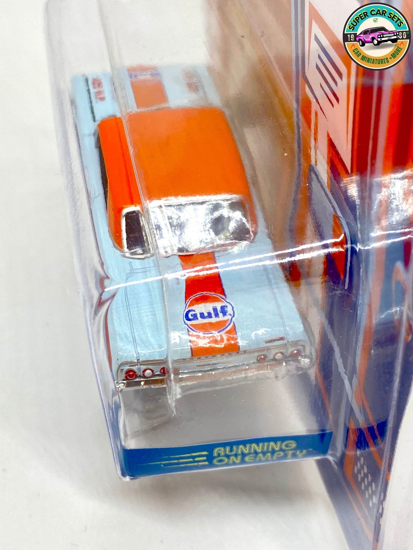 Gulf 1964 Chevrolet Impala SS - Running on Empty Serie 15 - made by Greenlight Collectibles