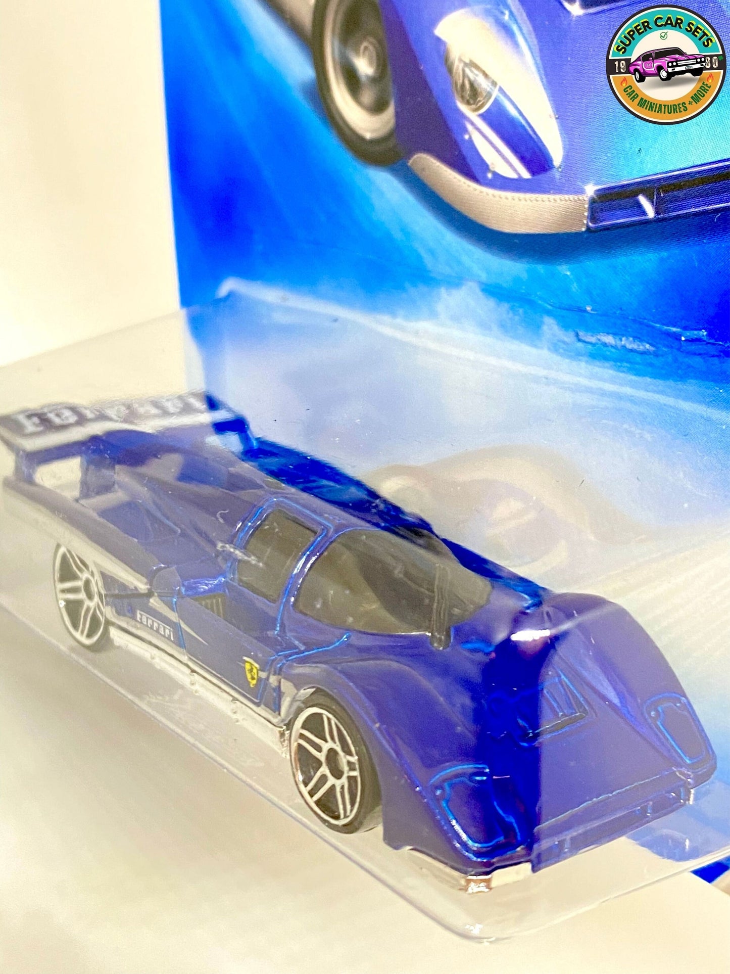 Ferrari 512M - Caractéristiques spéciales HW '09 Hot Wheels