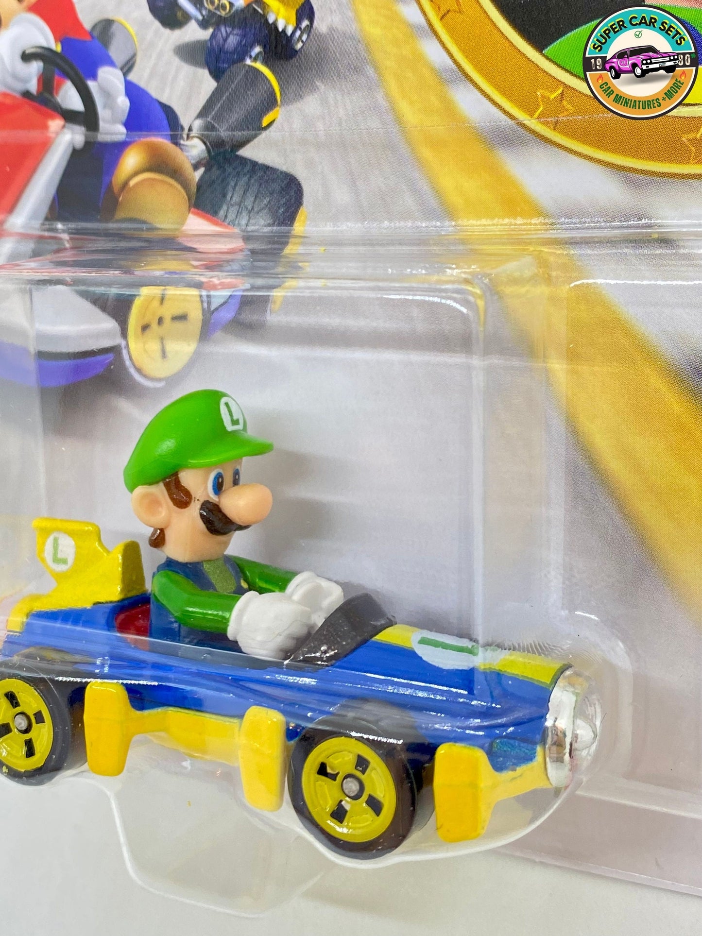 Luigi - Mach 8 - Mario Kart Hot Wheels