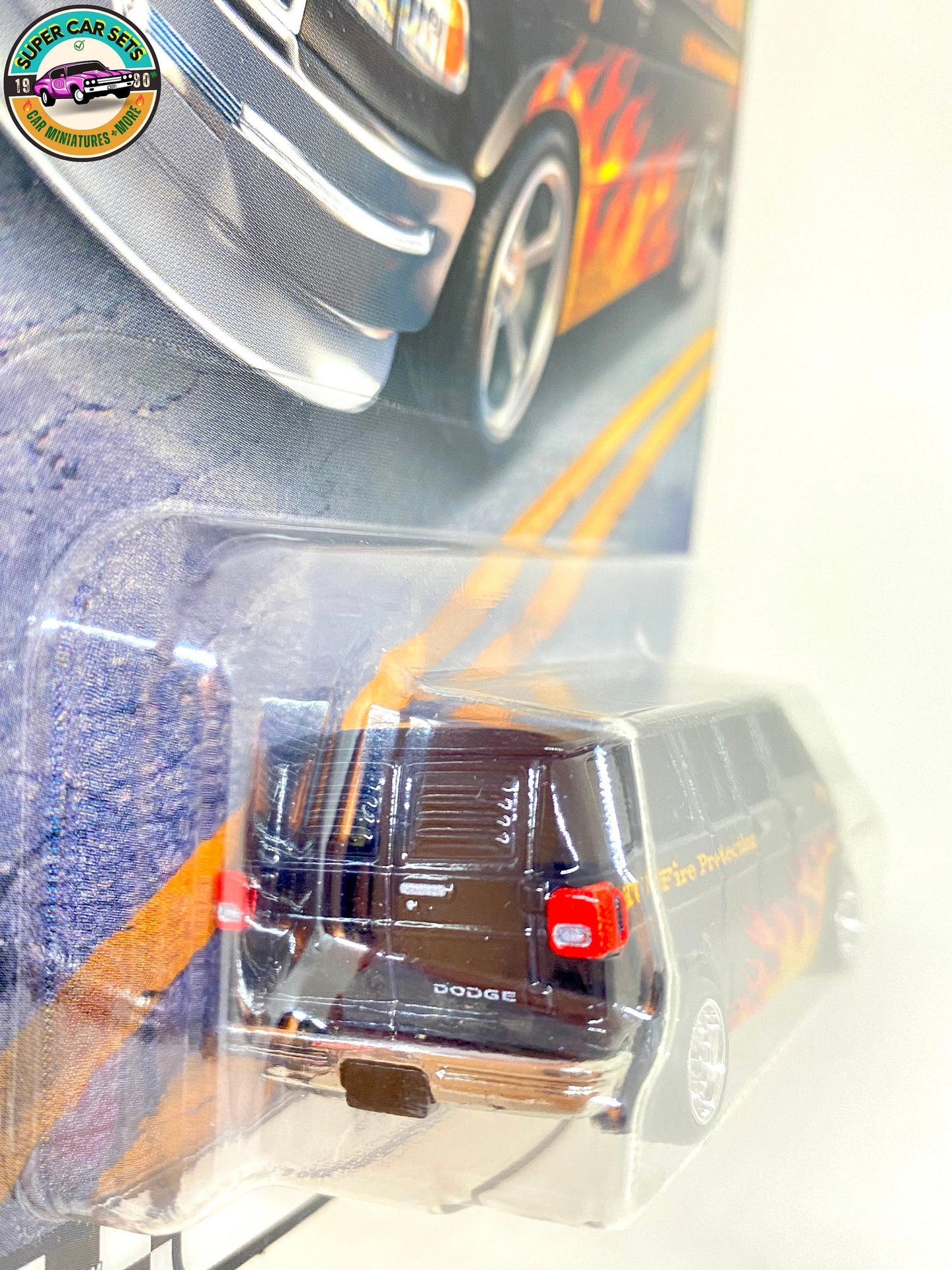 Dodge Van – Hot Wheels Premium Boulevard #68