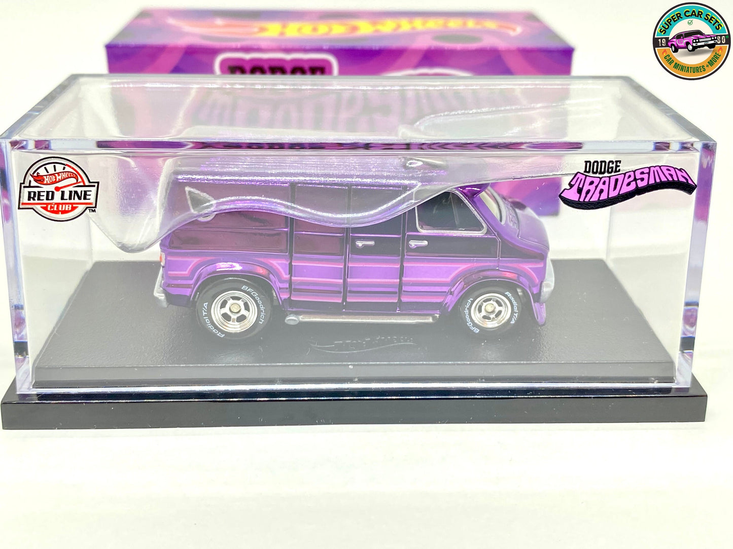 Hot Wheels - RLC - Fourgon Dodge Tradesman des années 70