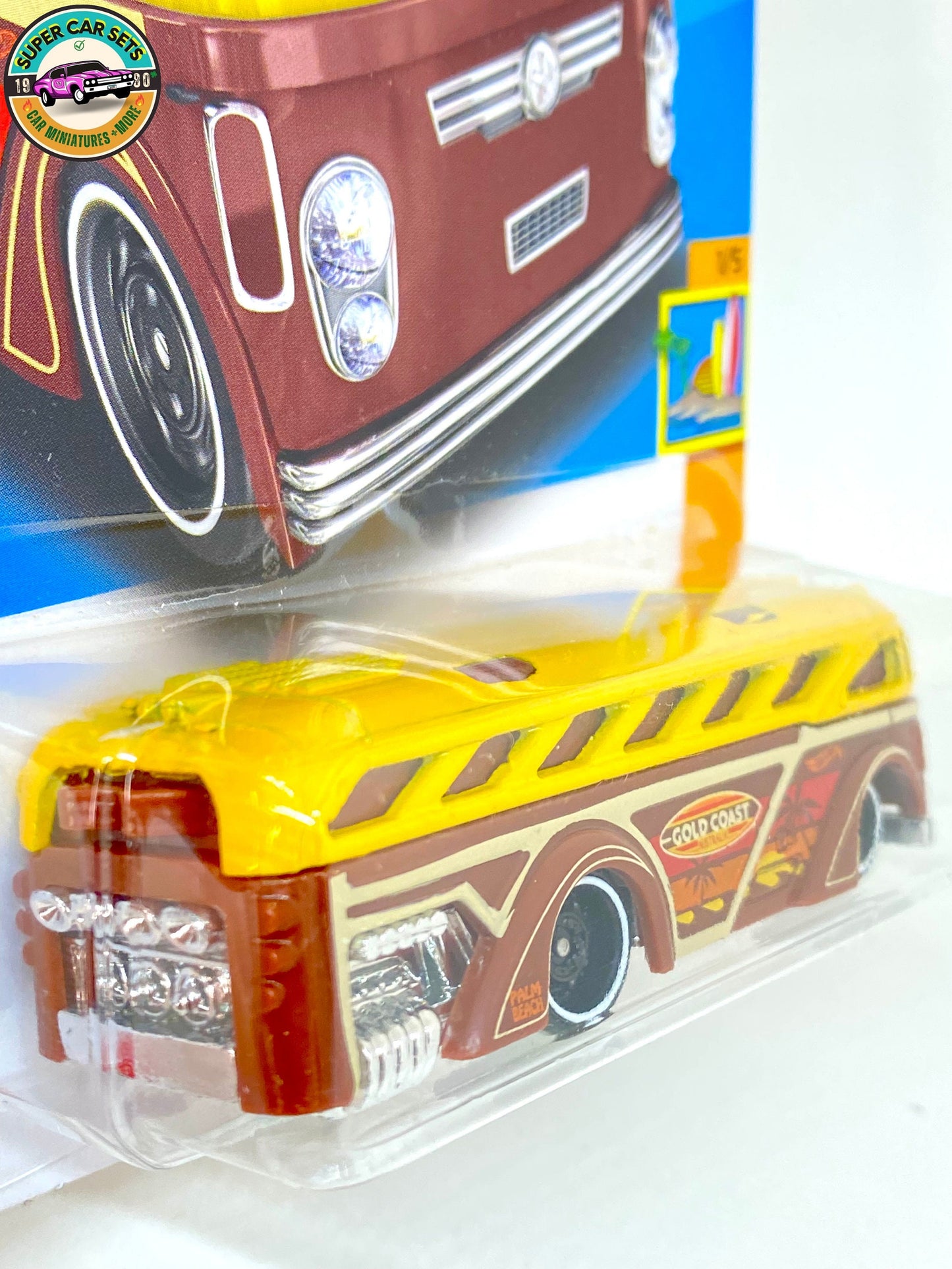 Hot Wheels - Surf's Up - (1/5) - Surfin' School Bus (couleur jaune et marron)