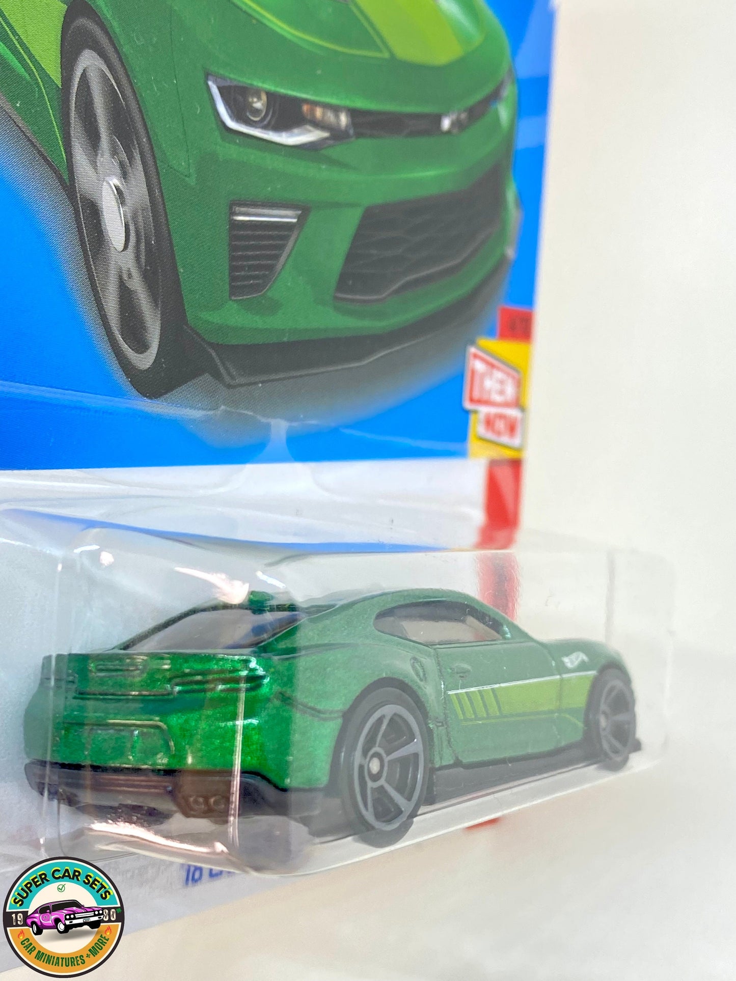 Hot Wheels - Hier et Aujourd'hui - (4/10) ( 219/250) - '18 Camaro SS (couleur verte)