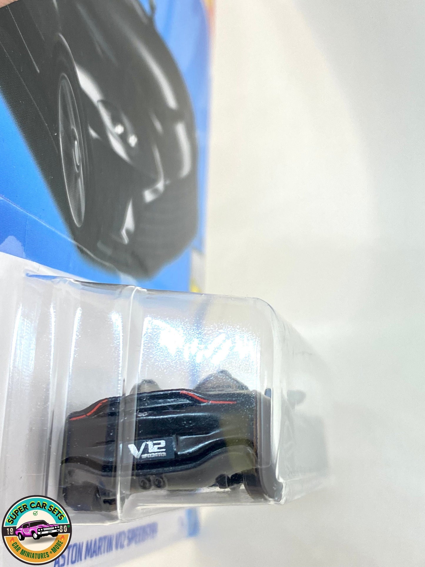 Hot Wheels – Fabrikneu – (9/10) (183/250) – Aston Martin V12 Speedster