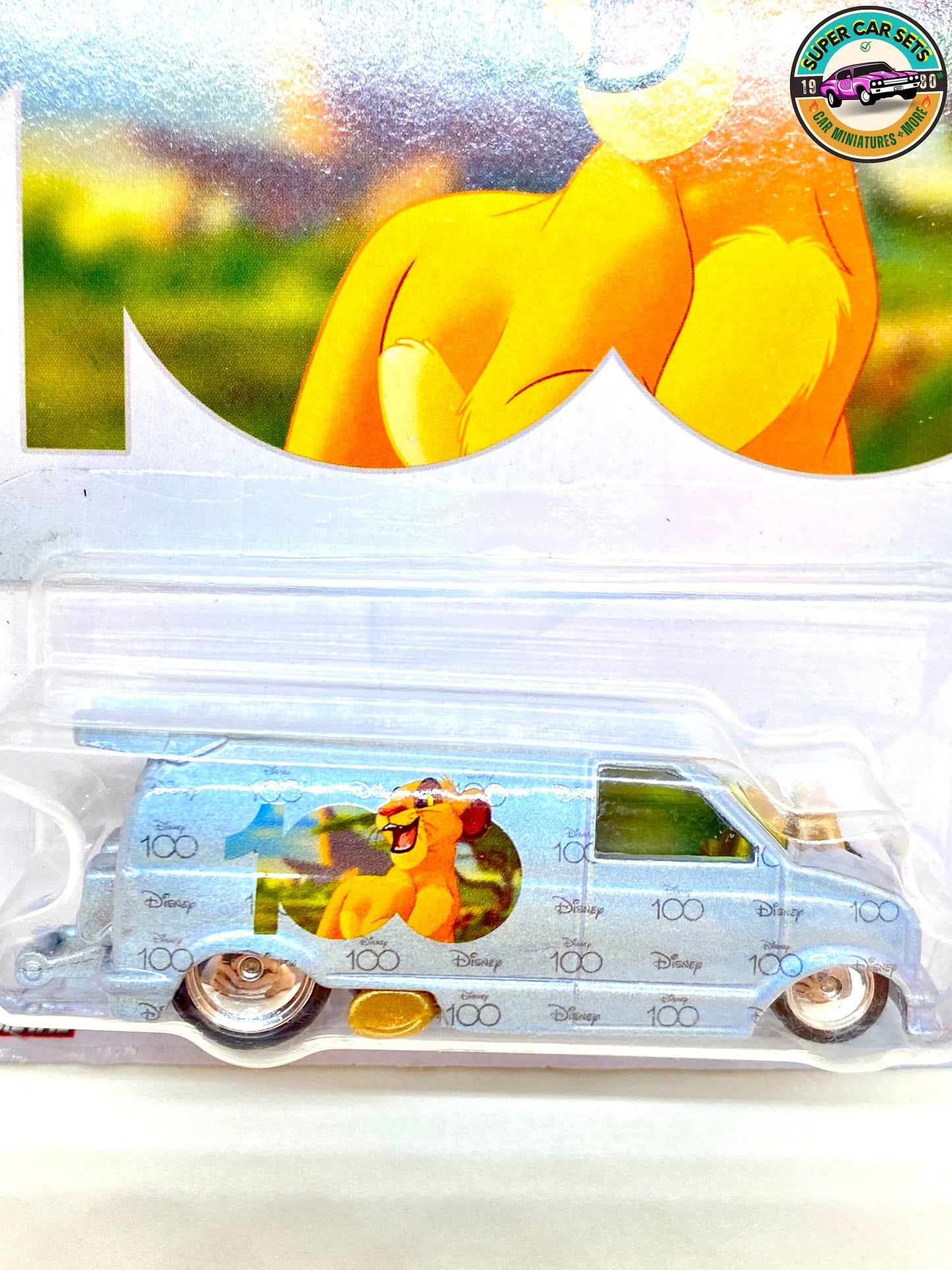 Hot Wheels - Premium - Disney 100 ans - (3/5) - Le Roi Lion - Chevrolet Astro Van 1985