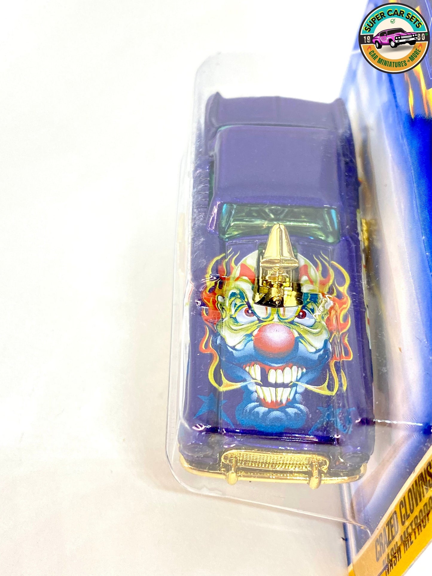 Hot Wheels - (VINTAGE) - Crazed Clowns (3/5) - Nash Metropolitan (Year launched 2003)