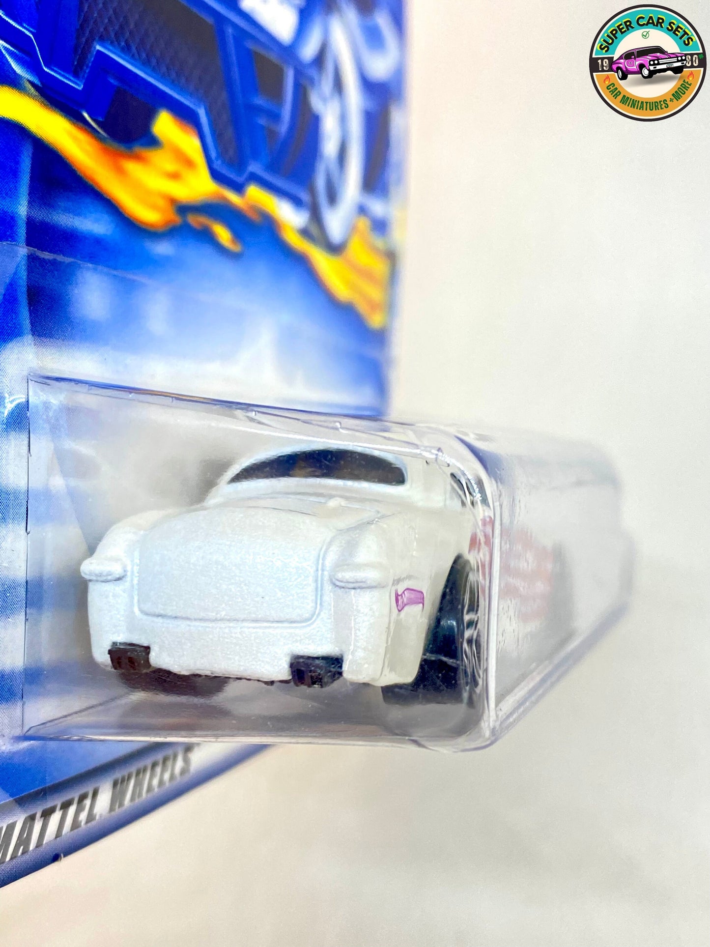 Hot Wheels – (VINTAGE) – Schuhkarton – (weiße Perlmuttfarbe mit Flammen) (#117) (50647) (Einführungsjahr 2001)