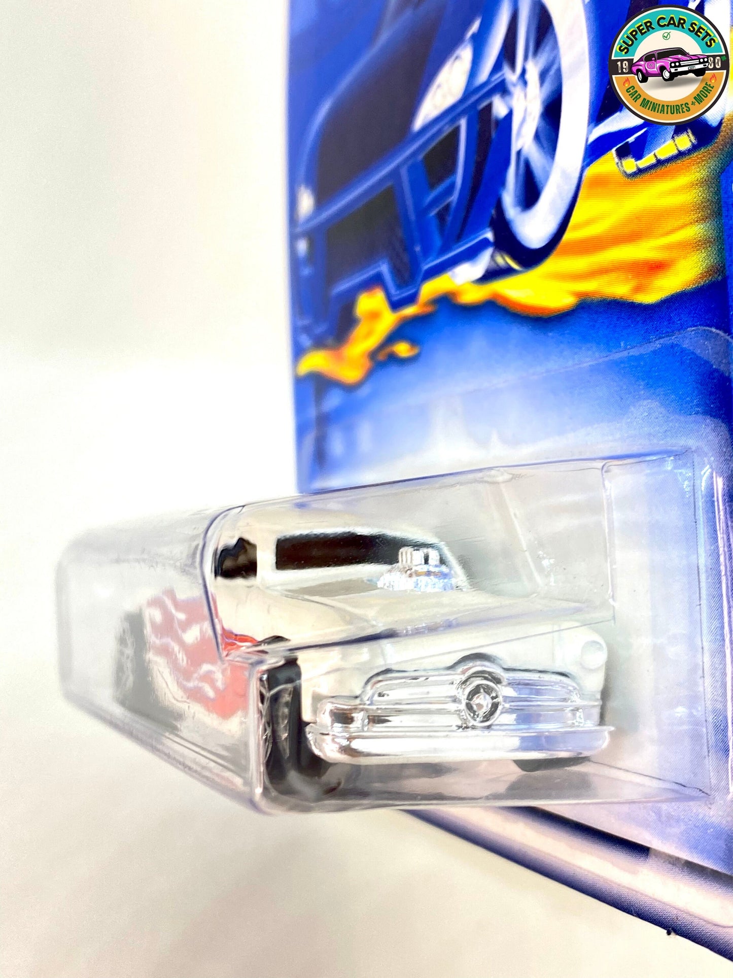 Hot Wheels – (VINTAGE) – Schuhkarton – (weiße Perlmuttfarbe mit Flammen) (#117) (50647) (Einführungsjahr 2001)