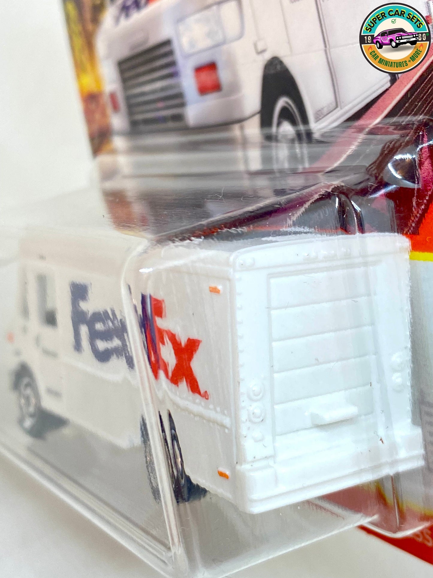 Streichholzschachtel – Expressversand – FedEx