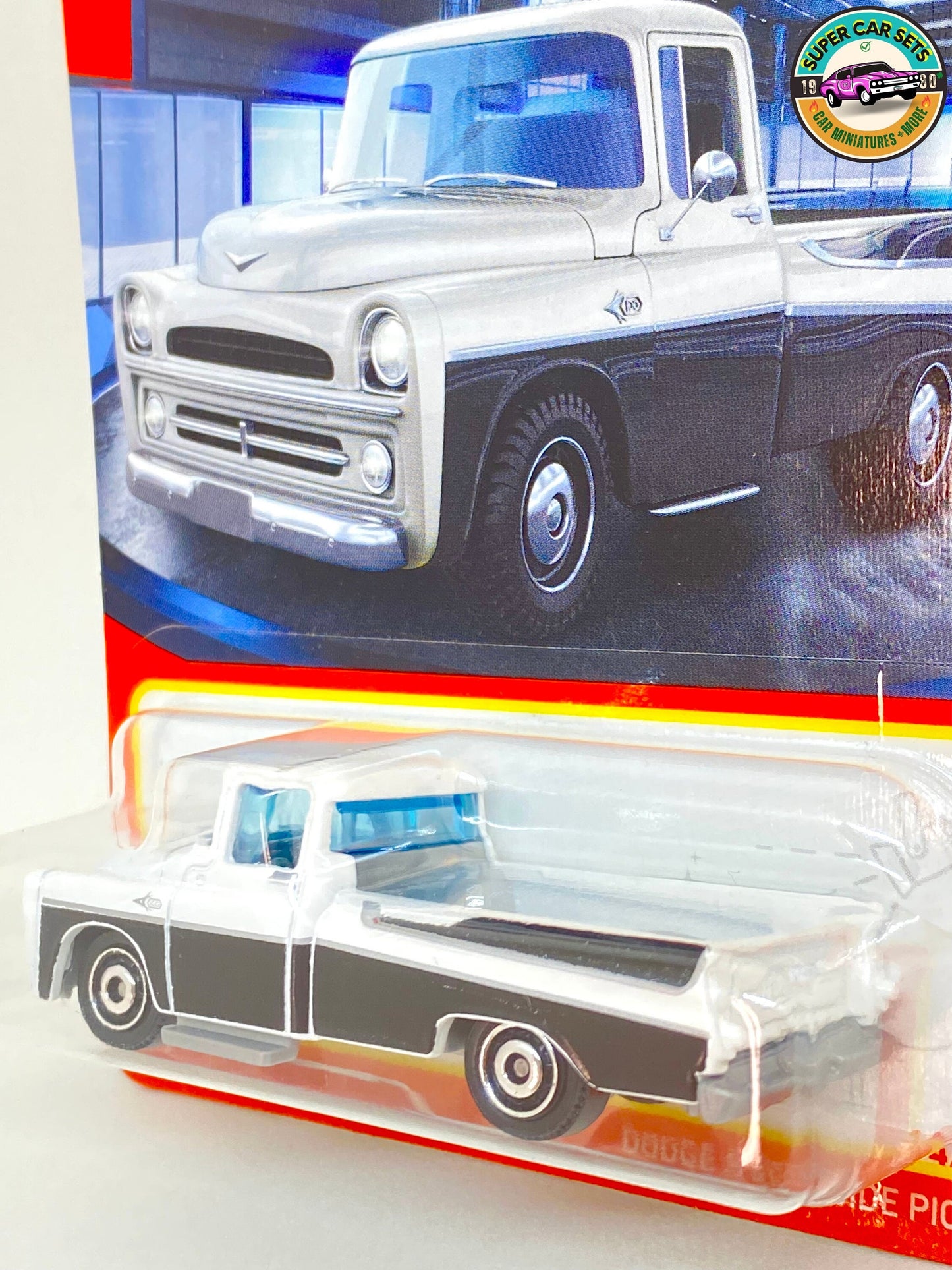 Matchbox - Dodge Sweptside Pickup (Schwarz-Weiß-Farbe)