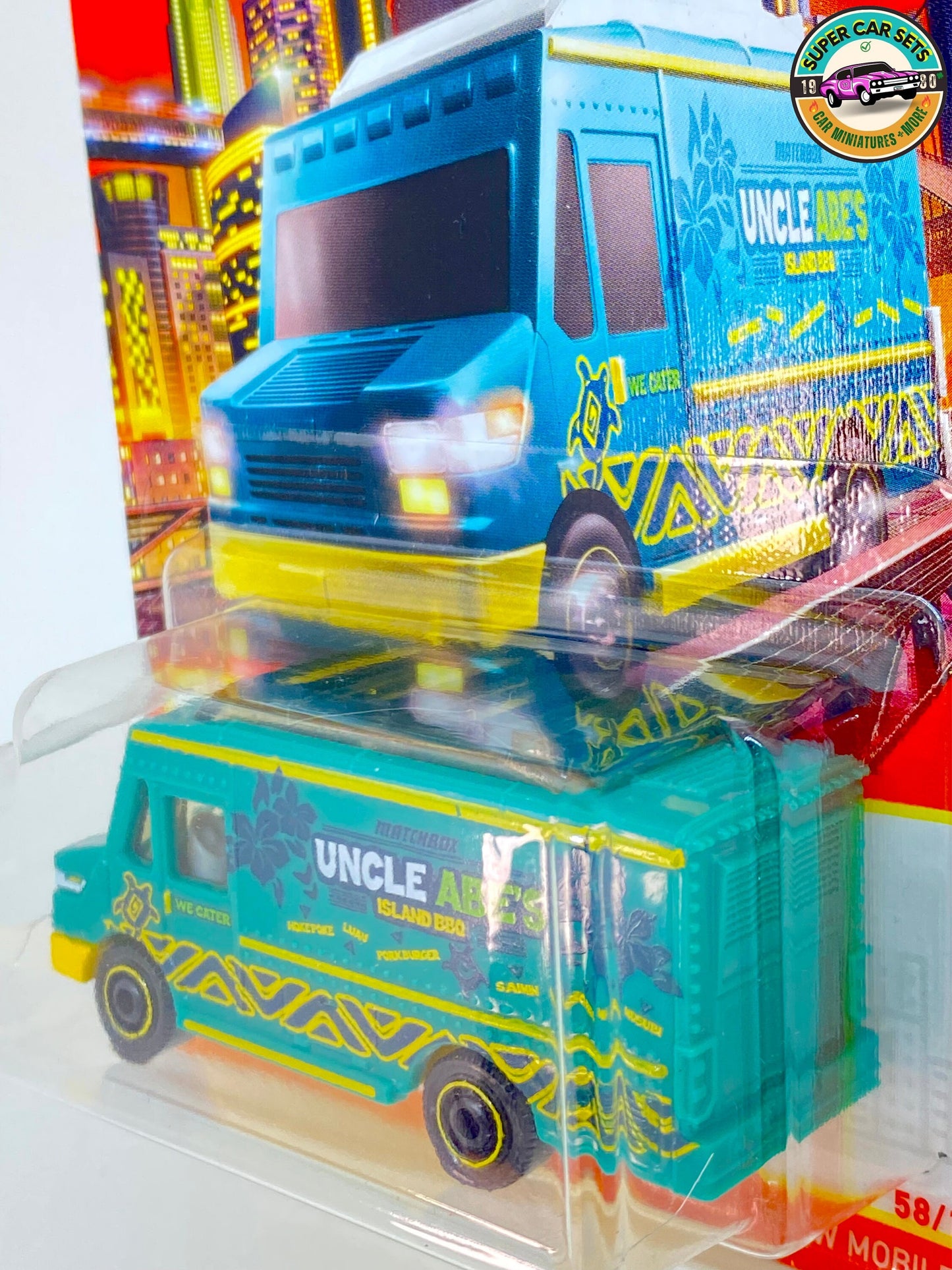 Matchbox - Chow Mobile II - Uncle Abe’s Island BBQ (58/100) (perfect vehicle condition, but blister with small crack)