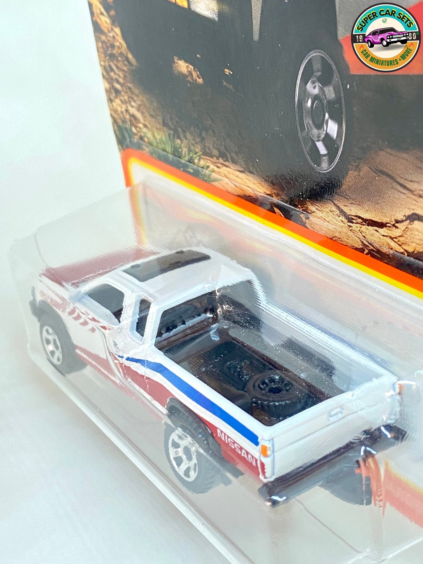 Matchbox - ’95 Nissan Hardbody (D21) - (white, red, and blue)