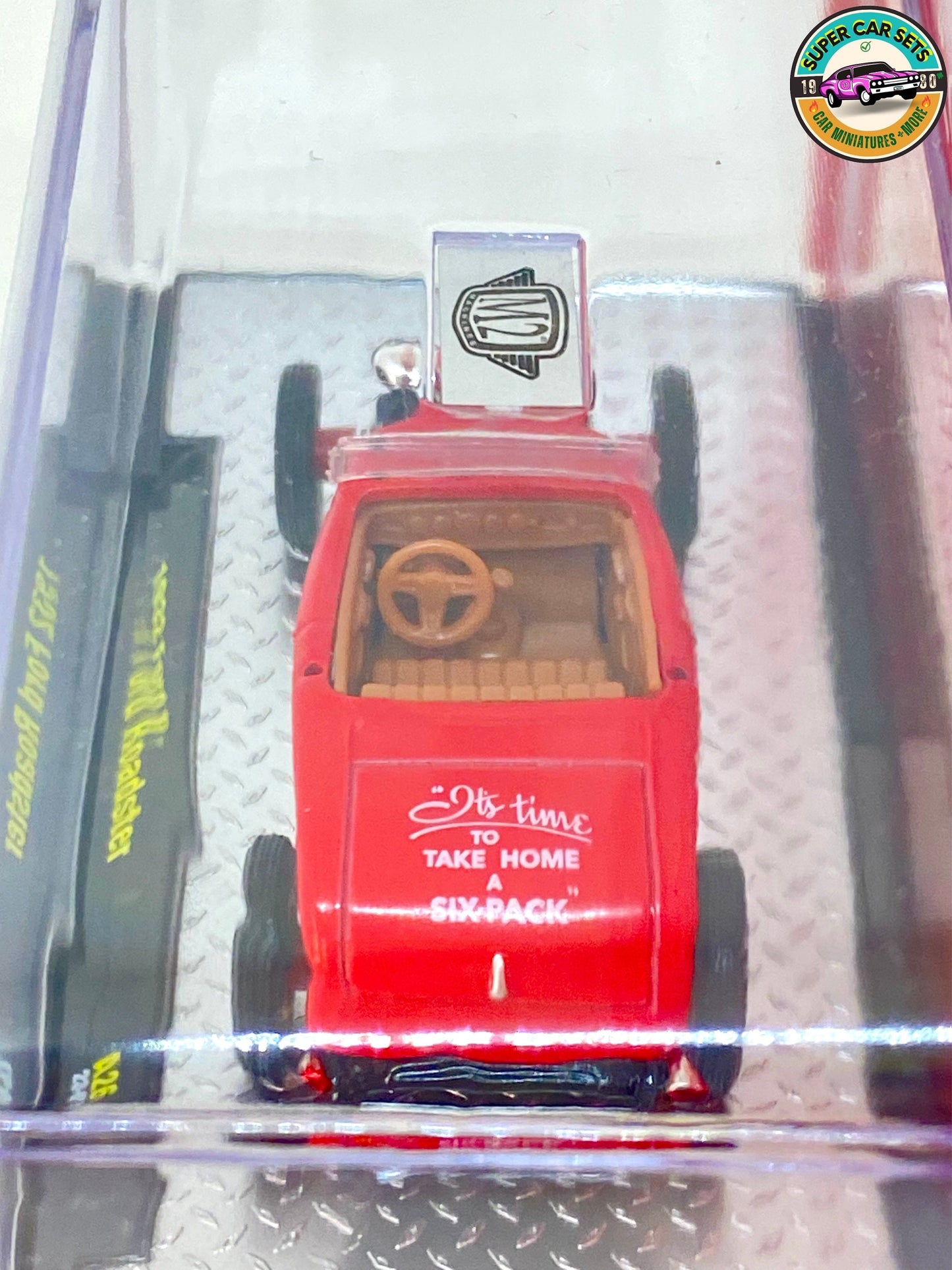 Coca-cola - 1932 Ford Roaster (red and white colour) by M2 Machines