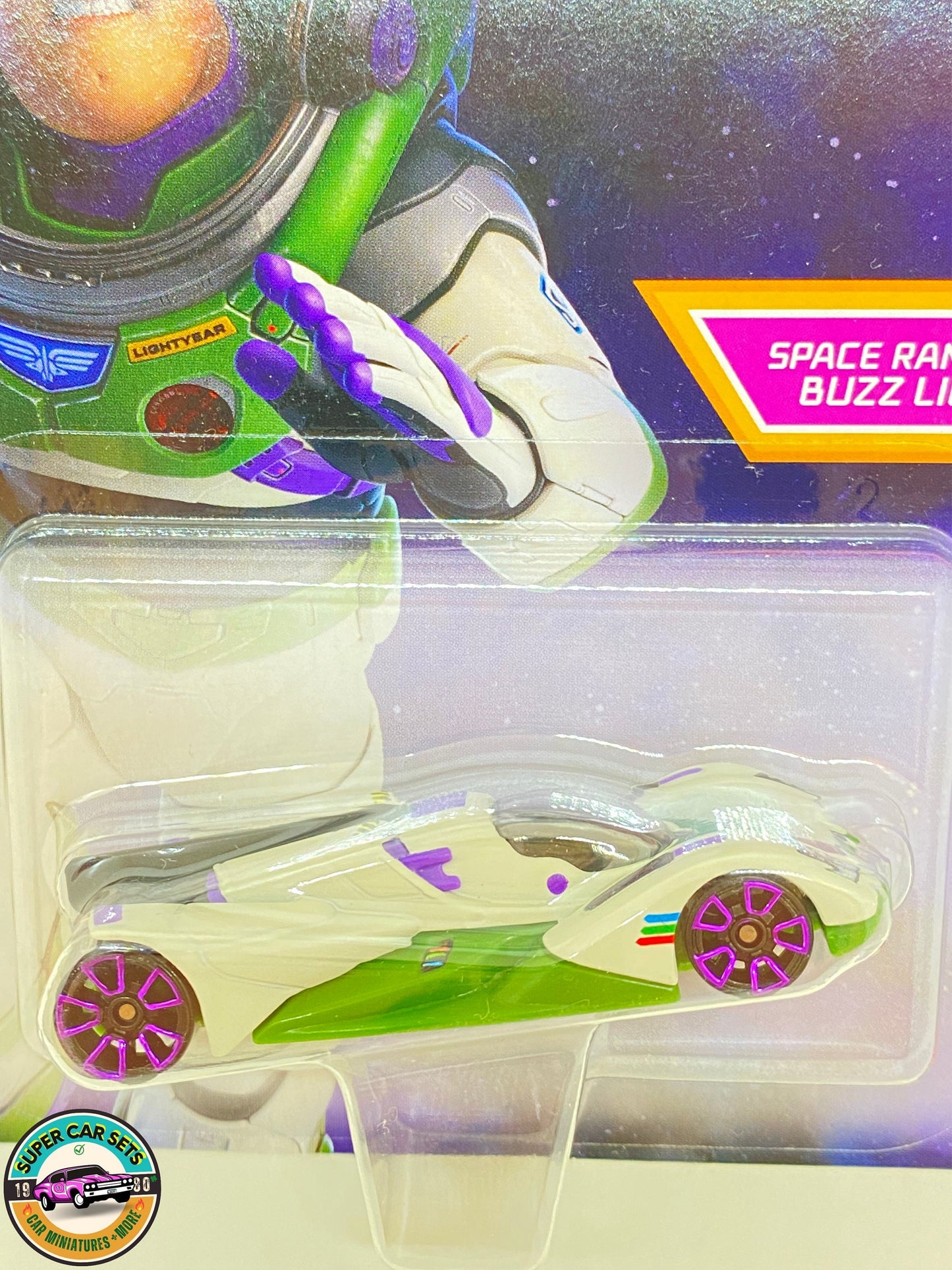 L'Éclair - Space Ranger Alpha Buzz l'Éclair - Hot Wheels - Personnages Voitures - Disney Pixar