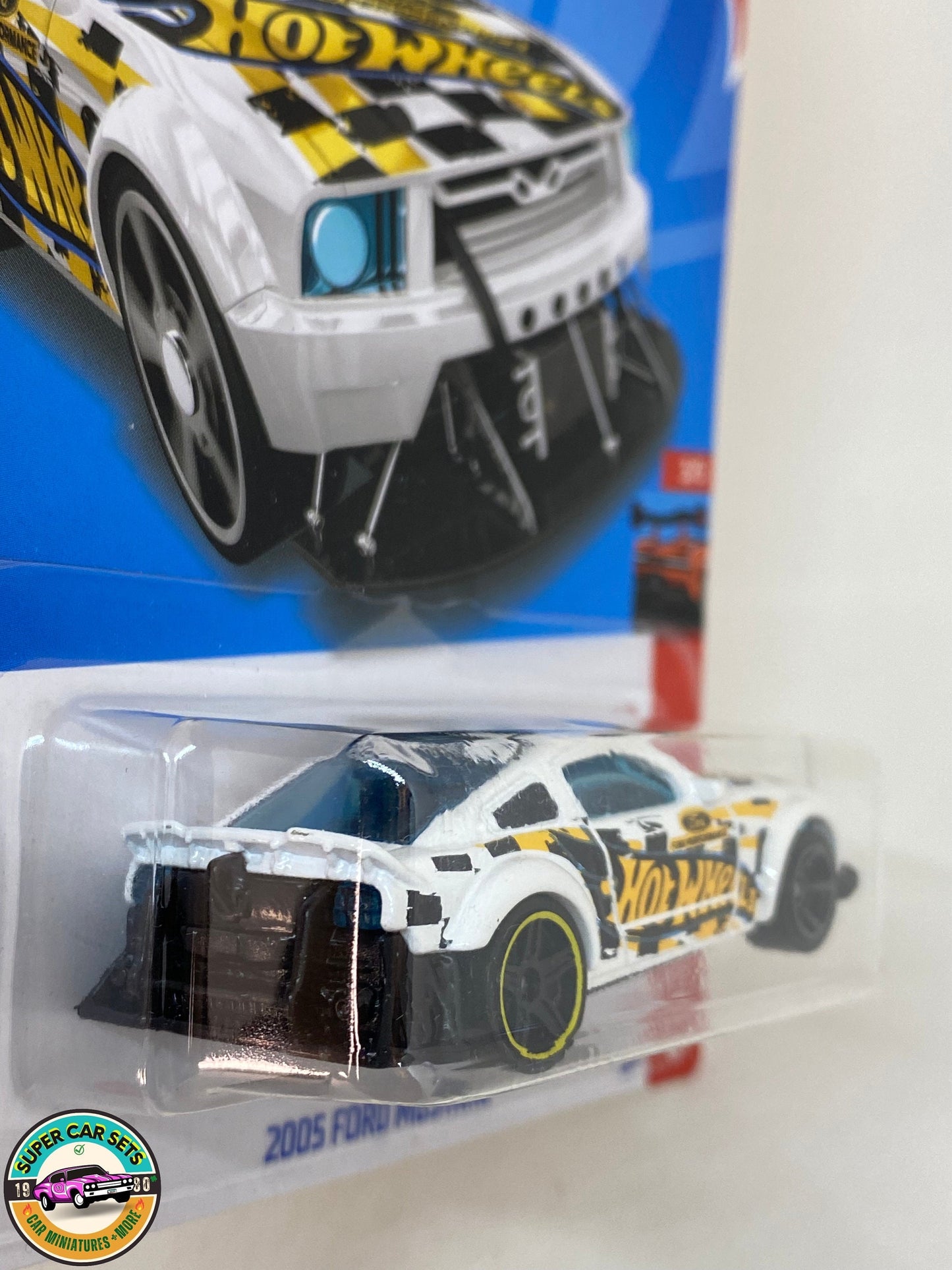 Hot Wheels - Alerte spoiler - (3/5) (146/250) - Ford Mustang 2005