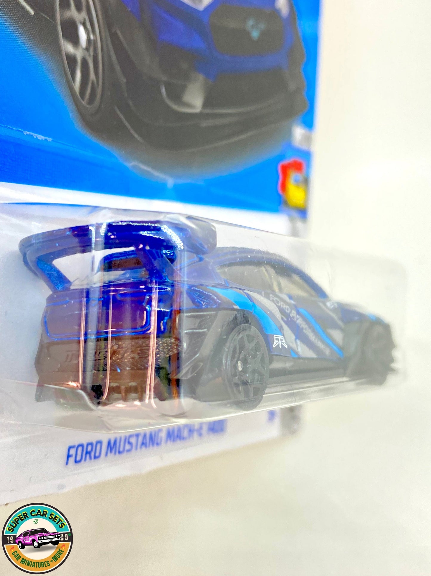 Ford Mustang Mach-E 1400 - Hot Wheels - Bande de traînée HW - 2023 (2/10)