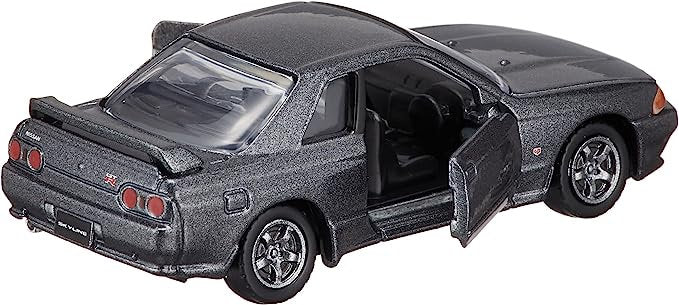 Nissan Skyline GT-R (1:62 scale) - Tomica Premium (#26)