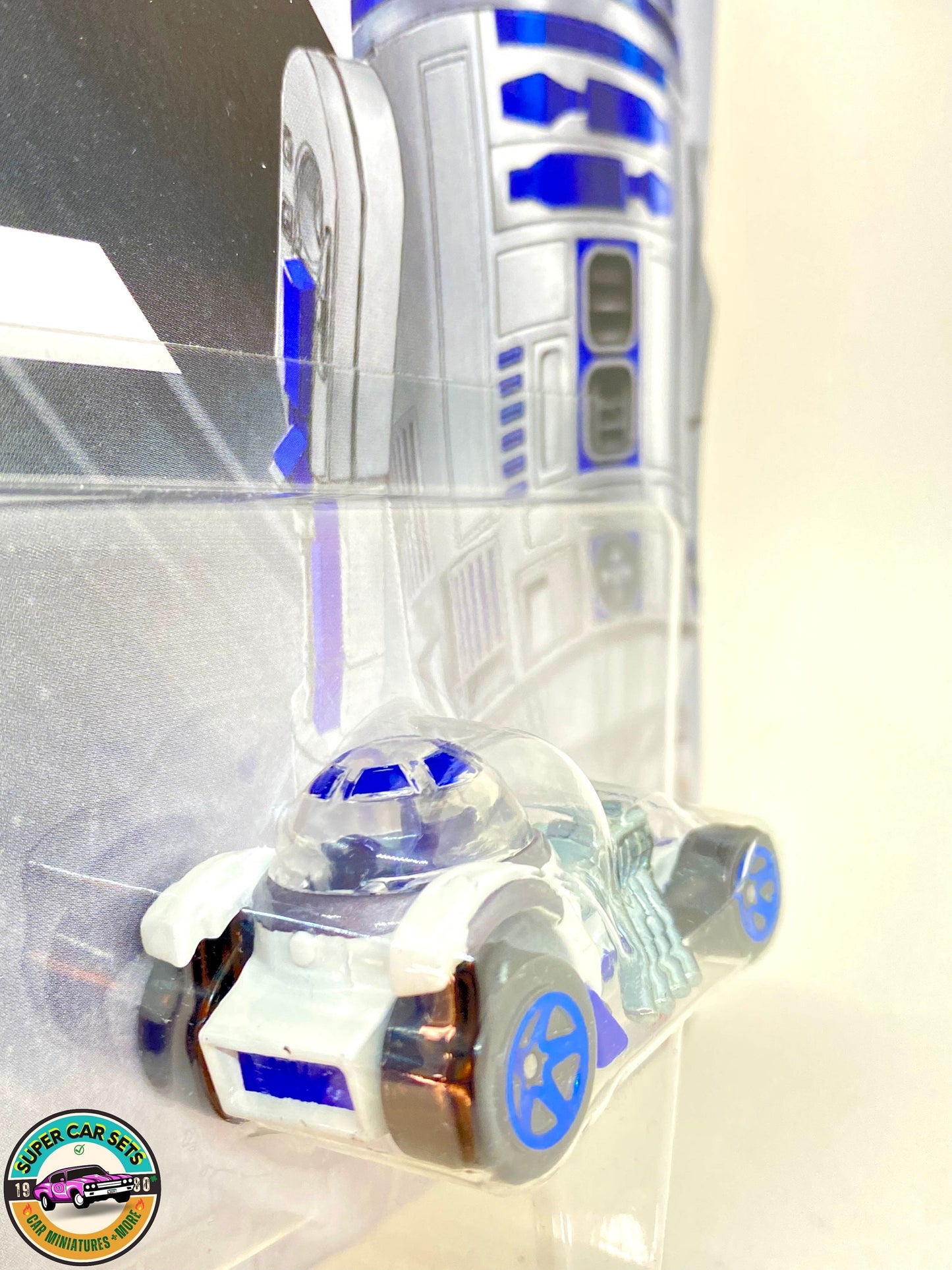 Star Wars - R2-D2 - Hot Wheels Character Cars